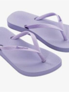 Ipanema Lilac Flip Flop Size  10